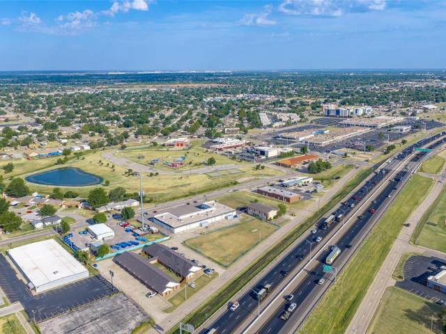 Commercial for sale in Moore, Oklahoma