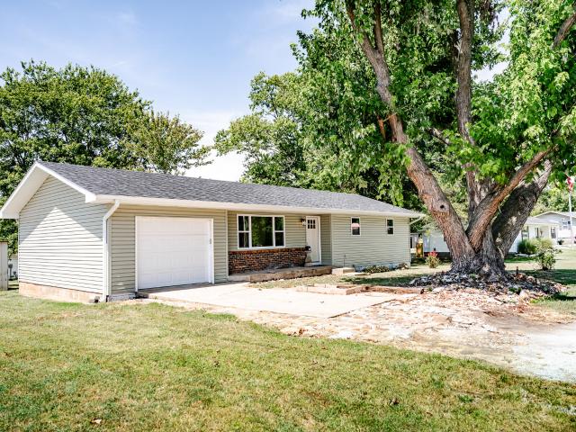 House for sale in Pierce City, Missouri