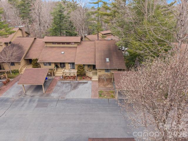 Condo for sale in Hendersonville, North Carolina