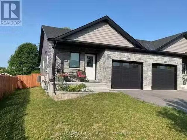 House for sale in Almonte