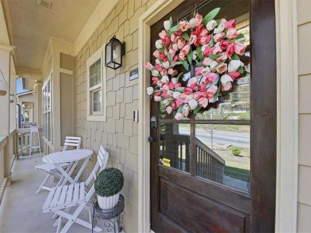 Townhouse for sale in Lilburn, Georgia