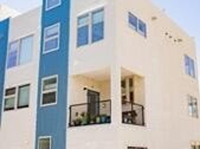 Townhouse for sale in Albuquerque, Bernalillo County