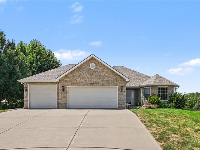 House for sale in Smithville, Missouri