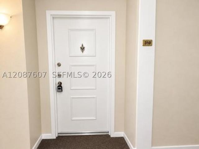 Condo for sale in Weston, Florida