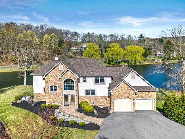 House for sale in Shawnee On Delaware, Pennsylvania