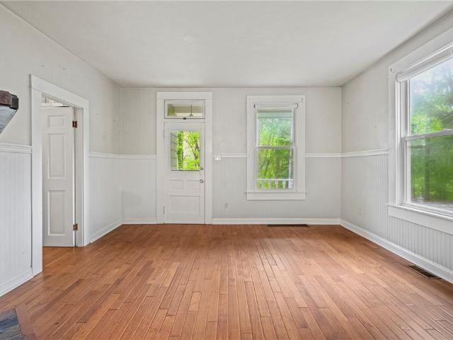 House for sale in Aleppo, Pennsylvania