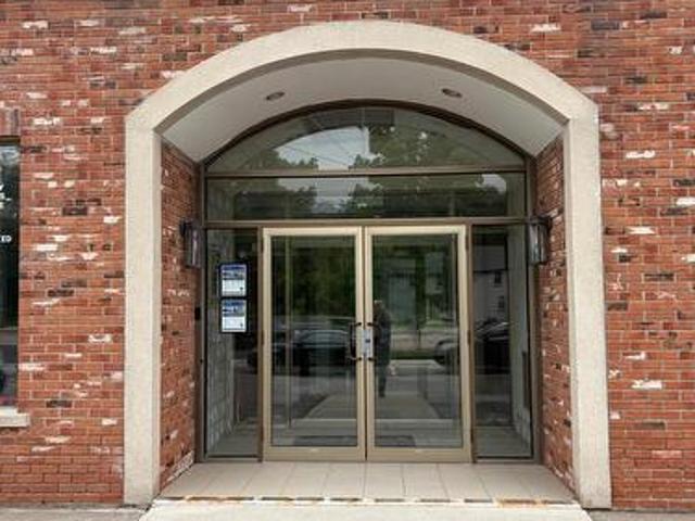 Commercial for rent in York, Ontario