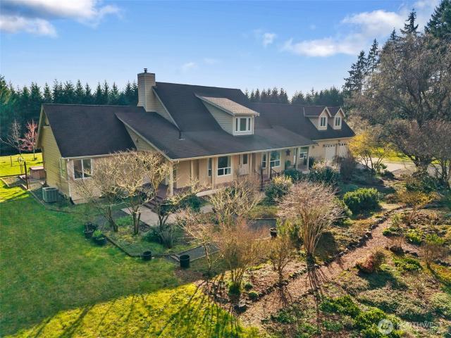 House for sale in Winlock, Washington