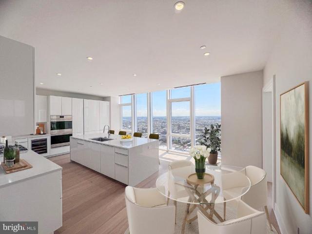 Condo for sale in Philadelphia, Pennsylvania
