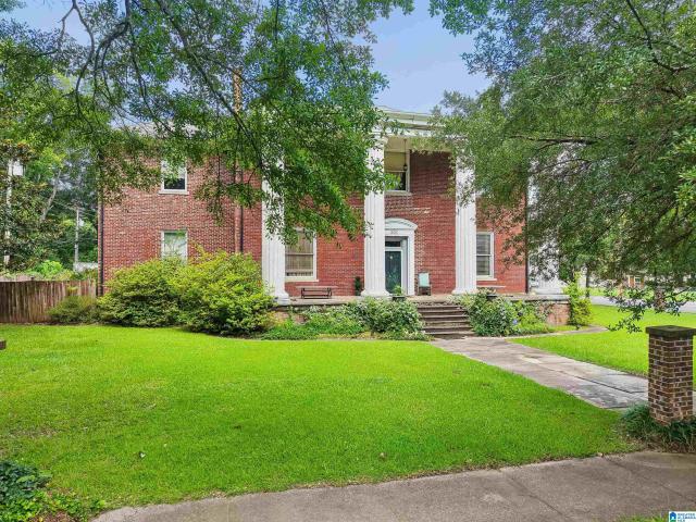 House for sale in Alpine, Alabama