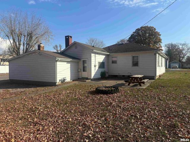 House for sale in Perry, Illinois