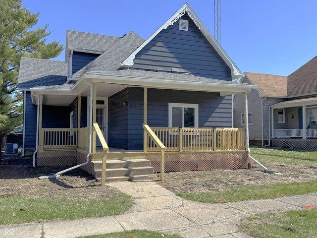House for sale in Pine Village, Indiana
