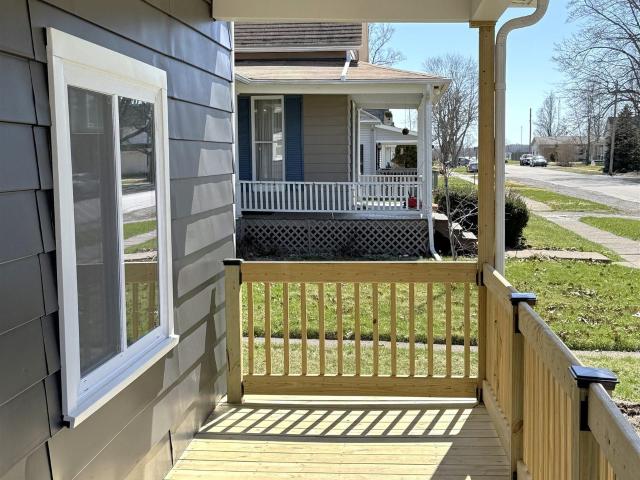 House for sale in Pine Village, Indiana