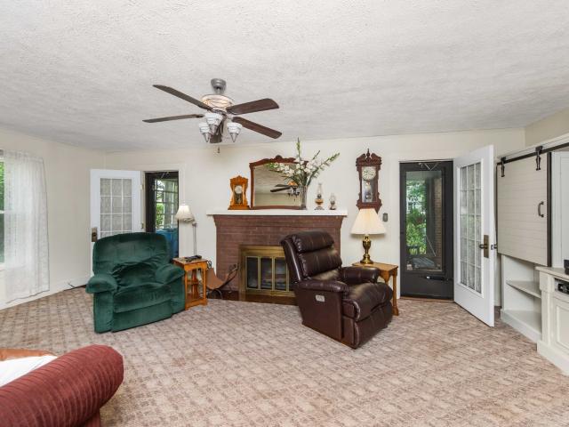 House for sale in Pontiac, Livingston County