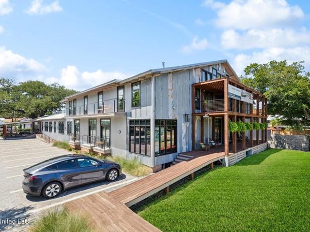 Condo for sale in Bay Saint Louis, Mississippi