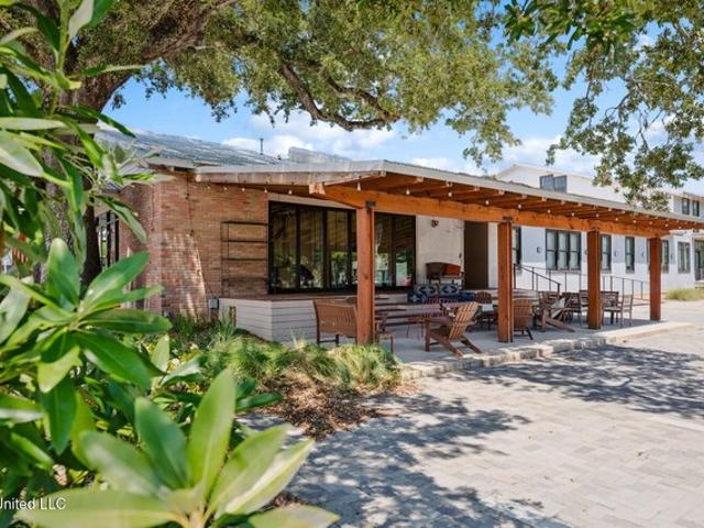 Condo for sale in Bay Saint Louis, Mississippi