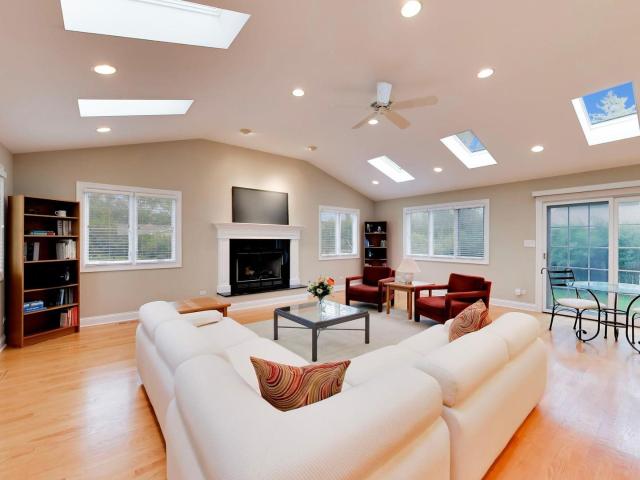 House for sale in Arlington Heights, Illinois