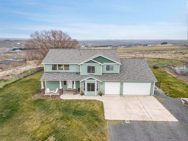 House for sale in Eltopia, Washington