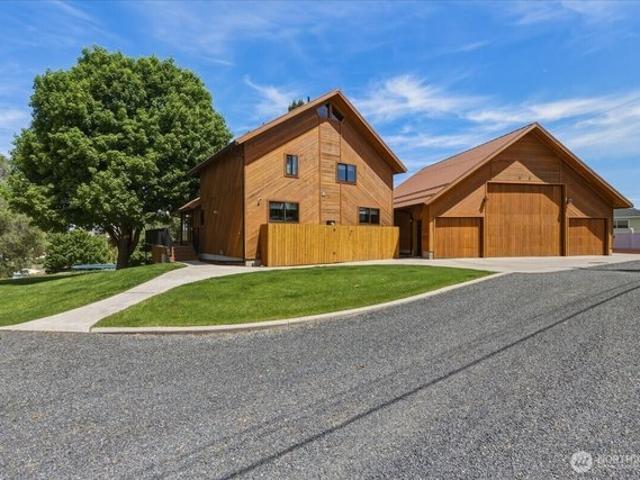 House for sale in Wilbur, Washington