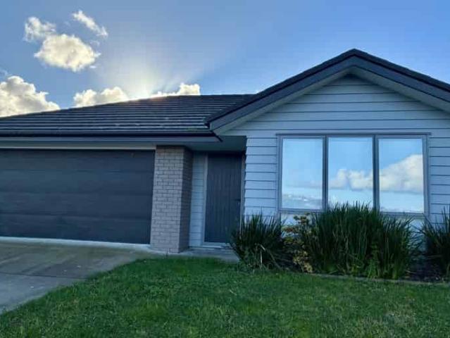House for rent in Awhitu, Oroua County