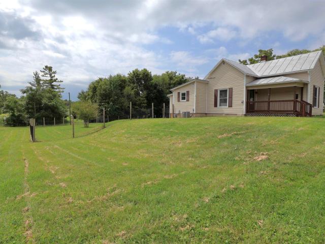 House for sale in Ridgeville, Indiana