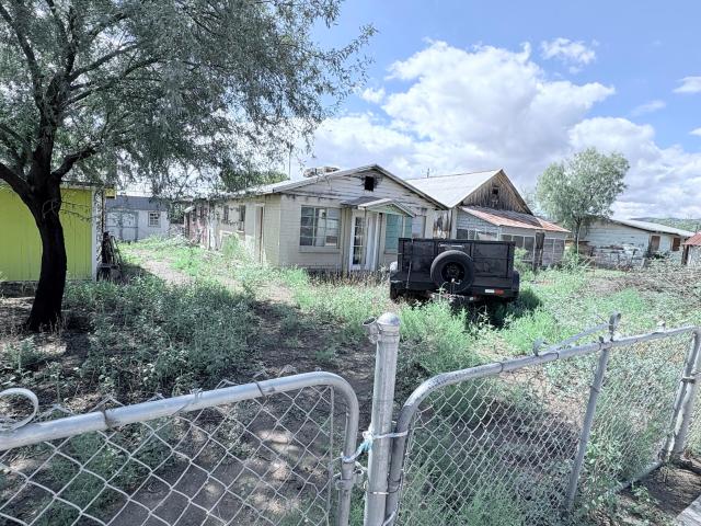 House for sale in Winkelman, Gila County