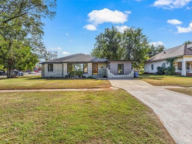 House for sale in Lindsay, Oklahoma