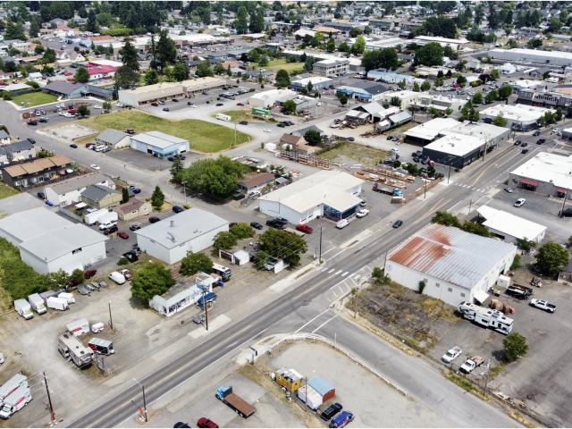 Commercial for sale in Oregonia