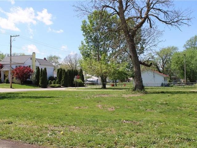 Land for sale in Shelbyville, Illinois
