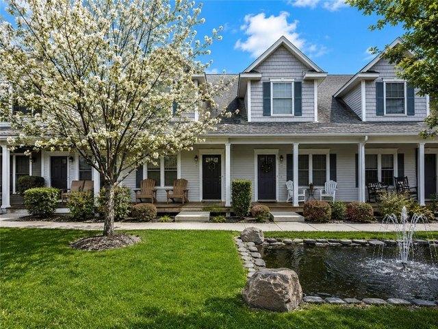Townhouse for sale in Warwick, Rhode Island