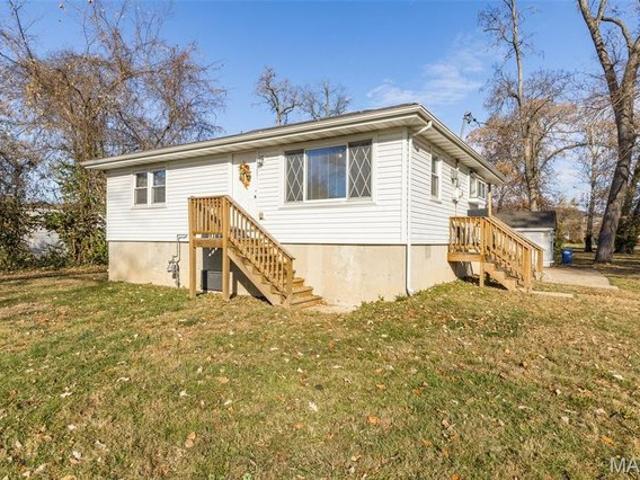 House for sale in Pacific, Missouri
