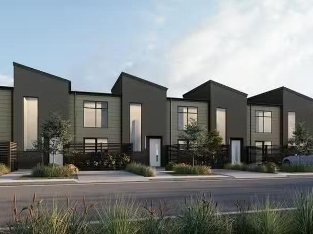 House for sale in Chaslands, Canterbury