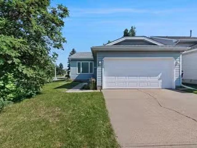 House for sale in Wedgewood, Alberta