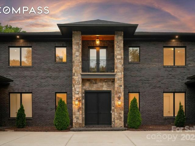House for sale in Wingate