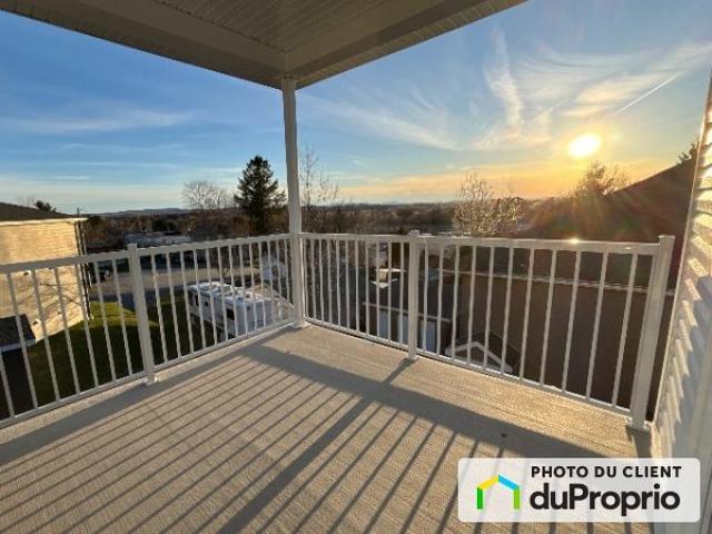 Apartment for rent in Fleurimont, Sherbrooke