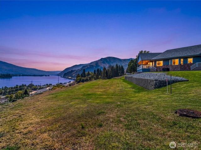 House for sale in Entiat, Chelan County