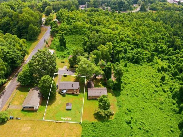 House for sale in Millers Creek, North Carolina