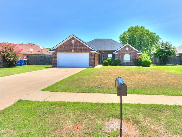 House for sale in Chickasha, Oklahoma