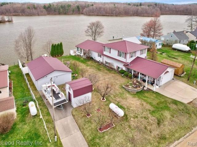 House for sale in Tuscola, Michigan