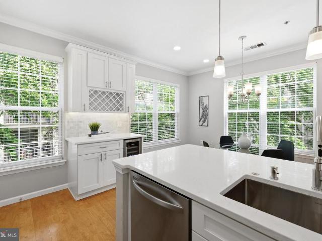 Condo for sale in Virginia