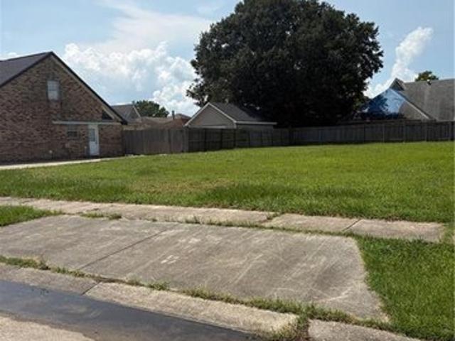 Land for sale in Violet, Saint Bernard Parish