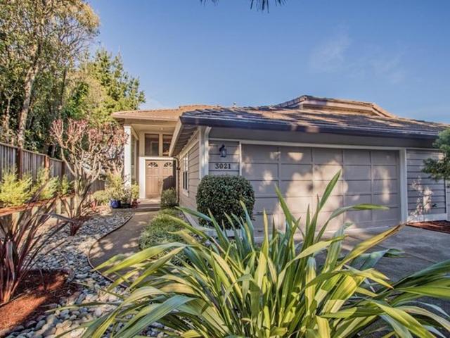 Condo for sale in Pacific Grove, Monterey County