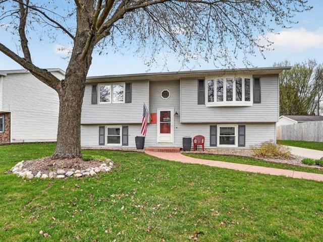 House for sale in Cedar Falls, Iowa