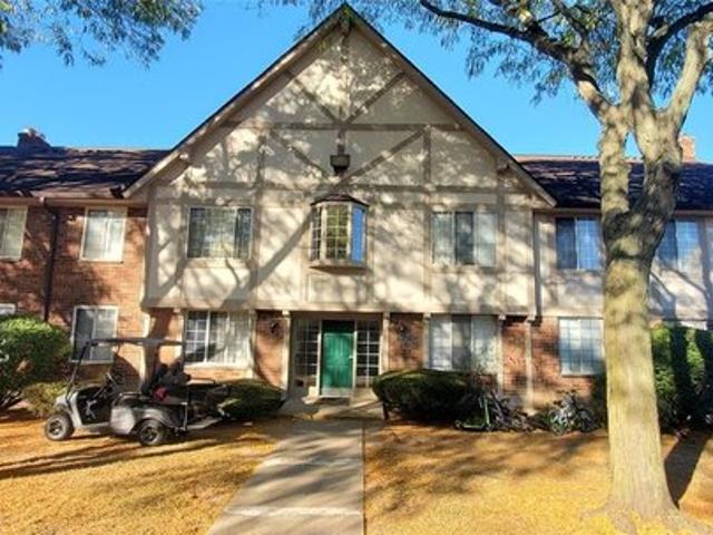 Condo for sale in Southfield, Michigan