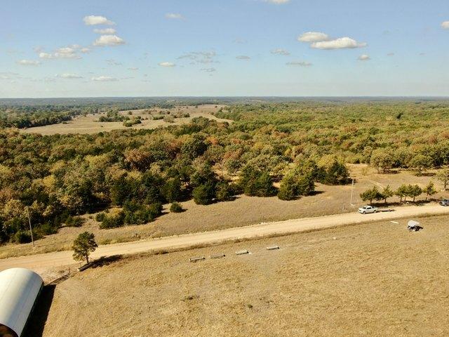 Farm for sale in Meta, Osage County