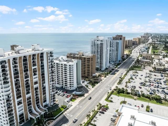 Condo for sale in Daytona Beach, Florida