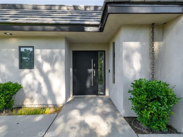 House for sale in Canyon Lake, California