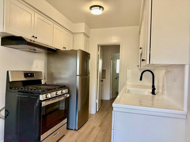 Apartment for rent in Long Beach, California
