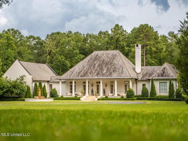 House for sale in Bogue Chitto, Mississippi