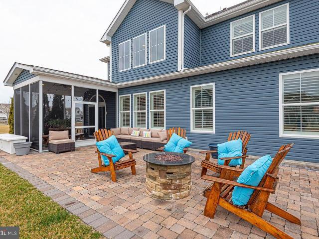 Townhouse for sale in Delaware